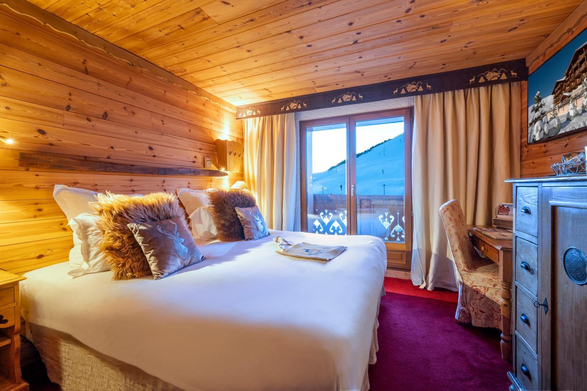 Hotel Au Chamois D'Or By Les Etincelles Alpe d'Huez Exterior foto